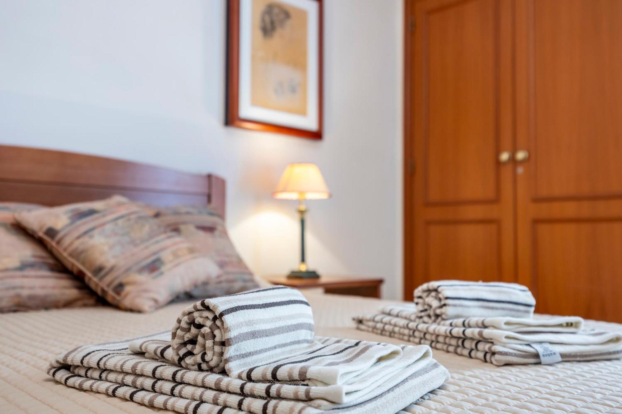Apartamentos Mira Rio Lagos Zewnętrze zdjęcie